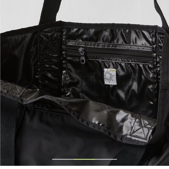 Aerie Black Tote Bag - Picture 4 of 6